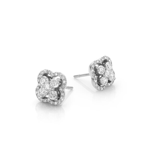 Lucky clover Studs