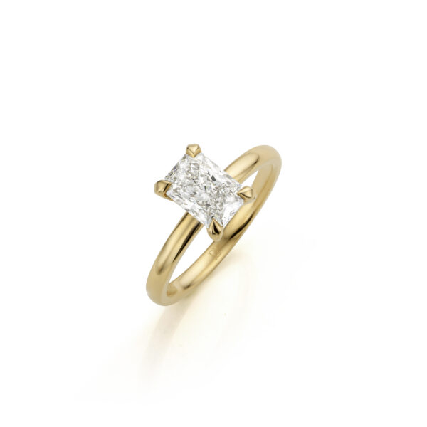 Love Ring Radiant