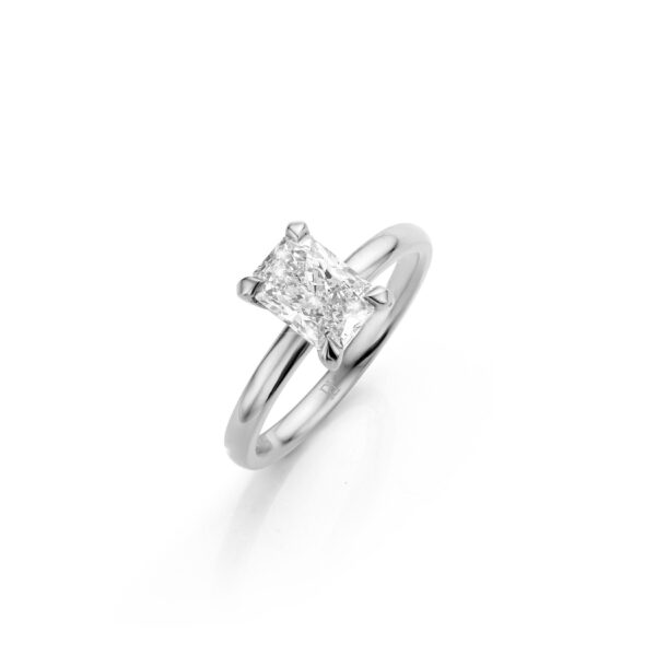 Love Ring Radiant